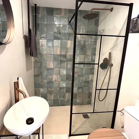 Апартаменты Boutique Penthouse Sea View *